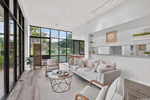 apt-110-5333 Likini St, Honolulu, HI, 96818-1771 | Card Image