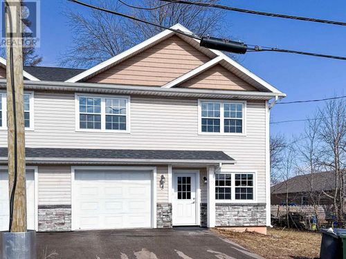 3 Summer St, Charlottetown, PE, C1A2P7 | Card Image
