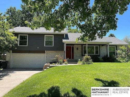 7821 Lake St, Lincoln, NE, 68506-3130 | Card Image