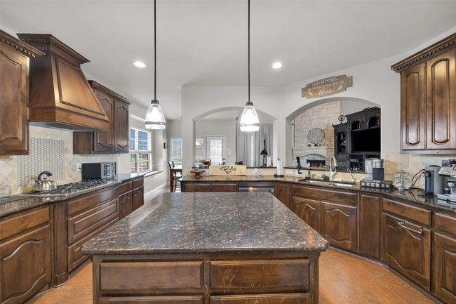 1810 Coyote Ct, House other with 5 bedrooms, 4 bathrooms and null parking in Midlothian TX | Image 7