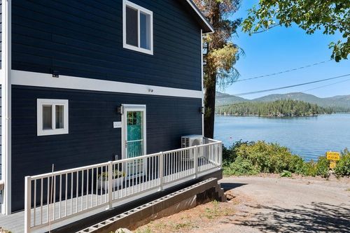 22723 E Park Beach Rd, Newman Lake, WA, 99025-9470 | Card Image