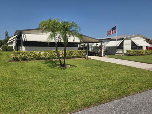 8020 Se Shenandoah Dr, Hobe Sound, FL, 33455-6083 | Card Image