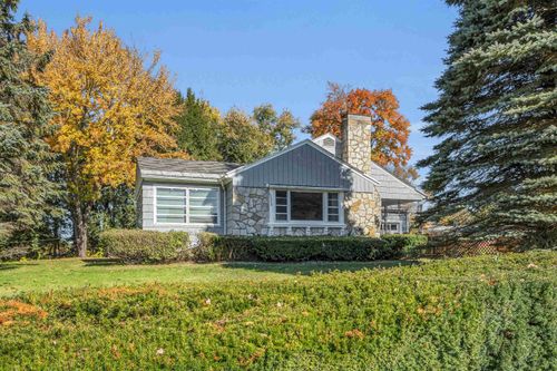 7 Sunset Avenue, Allenstown, NH, 03275 | Card Image