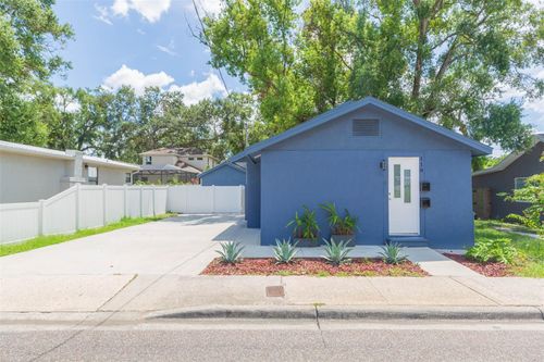 118 W Sligh Ave, TAMPA, FL, 33604-5452 | Card Image