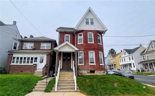 3-801 Bushkill St, EASTON, PA, 18042-3328 | Card Image