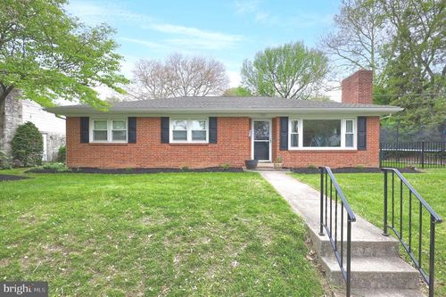 43 Oak Ln, HERSHEY, PA, 17033-1551 | Card Image