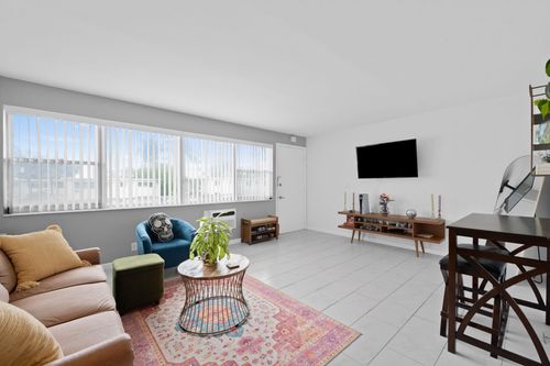 apt-208-625 Antioch Ave, Fort Lauderdale, FL, 33304-3905 | Card Image