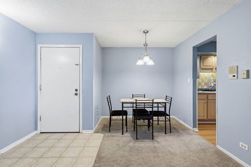 apt-207-13616 Royal Ct, Crestwood, IL, 60418-1763 | Card Image