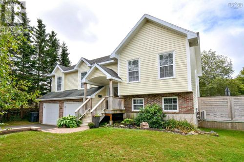 44 Ferndell Cres, Sydney, NS, B1S3C6 | Card Image