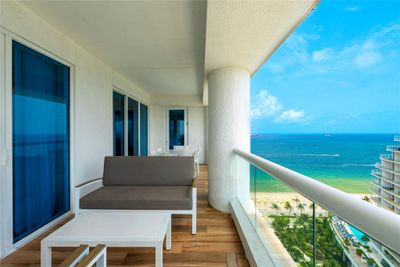 R1905 - 551 N Fort Lauderdale Beach Blvd, Condo with 2 bedrooms, 2 bathrooms and null parking in Fort Lauderdale FL | Image 1