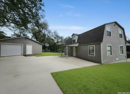 207 Oaklane St, Canyon Lake, TX, 78133-4228 | Card Image