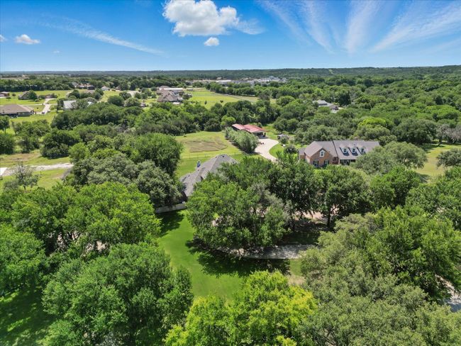 135 Woodstream Ct, House other with 4 bedrooms, 3 bathrooms and null parking in Cresson TX | Image 5