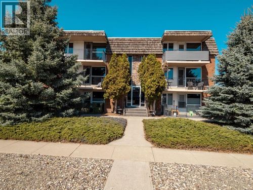 1716 Henderson Lake Blvd S, Lethbridge, AB, T1K3C2 | Card Image