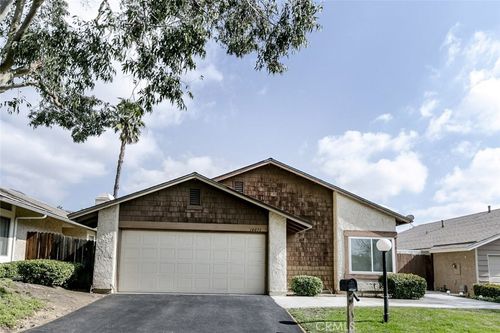 14071 Fenton Ln, Sylmar, CA, 91342-1655 | Card Image