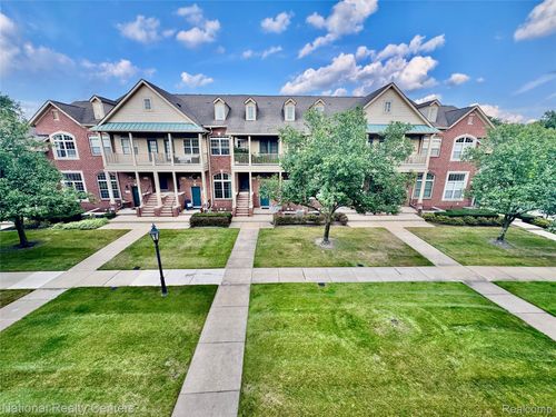 136-414 Old Pine Way, Walled Lake, MI, 48390 | Card Image