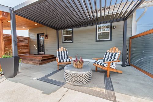 814 1/2 Caroline Street, Port Angeles, WA, 98362 | Card Image