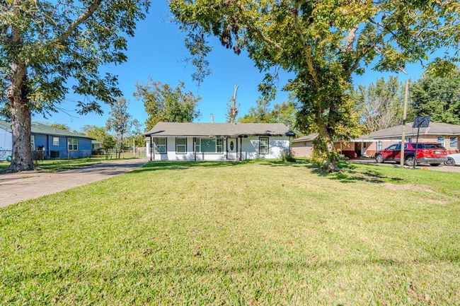 5107 Sycamore Ave, House other with 3 bedrooms, 2 bathrooms and null parking in Pasadena TX | Image 4