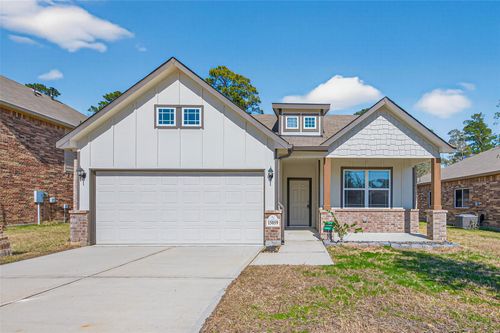 15059 Meadow Gln N, Conroe, TX, 77306-5383 | Card Image