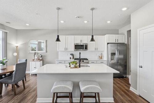 1927 Prospect Ln, Carver, MN, 55315-5510 | Card Image