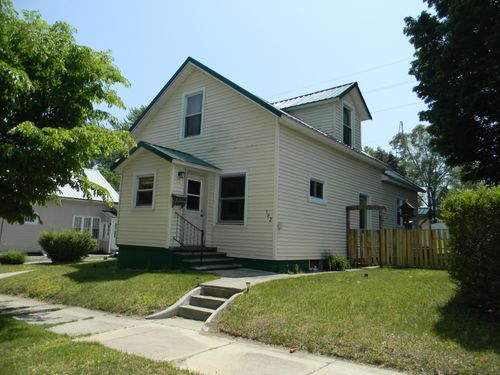 302 1st St, Ludington, MI, 49431-2506 | Card Image