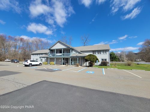 unit-203c-106 Shawnee Square Dr Se, Shawnee On Delaware, PA, 18356 | Card Image