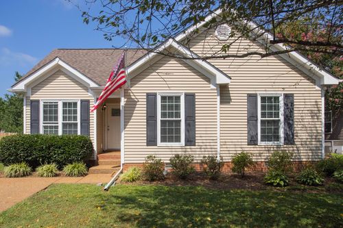 1140 Summerville Cir, Thompsons Station, TN, 37179-2300 | Card Image