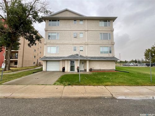 404-28 Kleisinger Cres, Regina, SK, S4R8T8 | Card Image