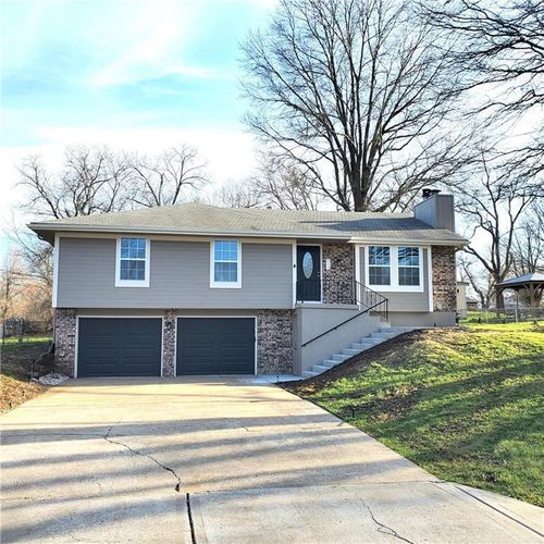 519 Ne 112th Ter, Kansas City, MO, 64155-1245 | Card Image