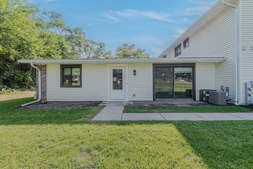 b-119 Brewster Court, Bloomingdale, IL, 60108 | Card Image