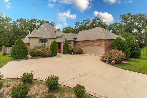 19307 Country Club Ln, Hammond, LA, 70401-3432 | Card Image