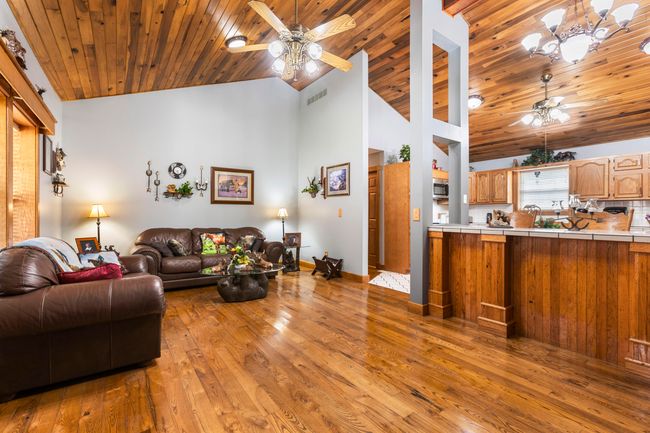 9485 Us Highway 60 E, House other with 3 bedrooms, 2 bathrooms and null parking in Morehead KY | Image 19