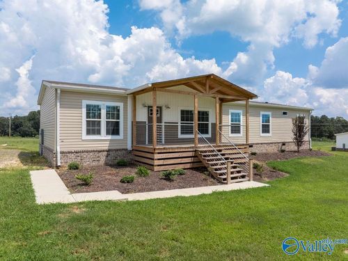 90 Country Ln, Ider, AL, 35981-4358 | Card Image