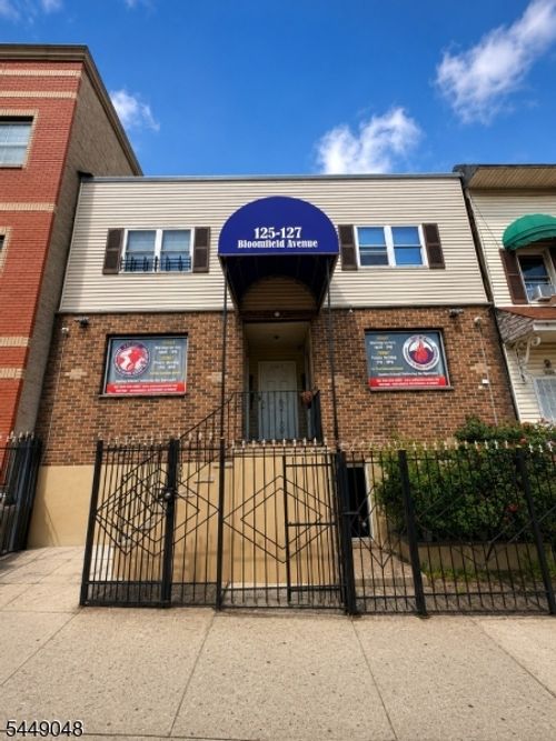 125 Bloomfield Ave, Newark, NJ, 07104-1904 | Card Image