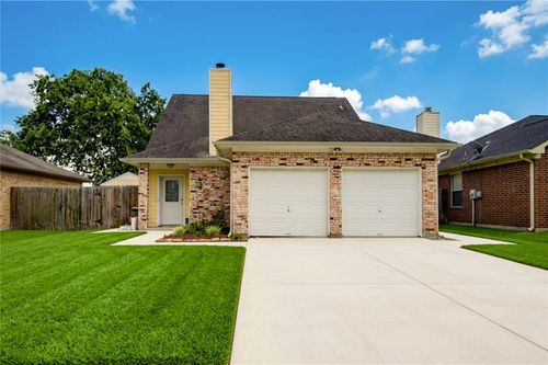 316 N Ranch House Rd, Angleton, TX, 77515-2770 | Card Image