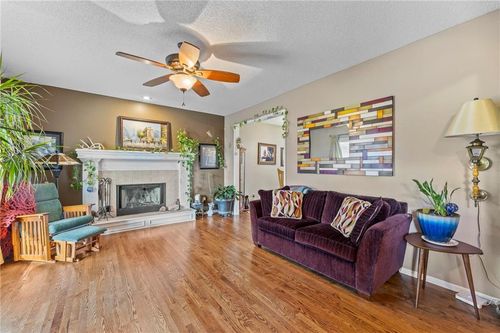 20729 S Barker Rd, Spring Hill, KS, 66083-7556 | Card Image