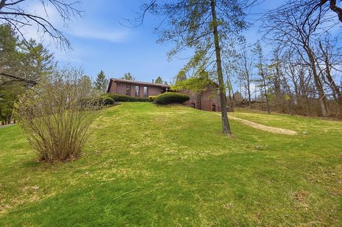 3831 Crescent Hill Road, Springfield, OH, 45502 | Card Image