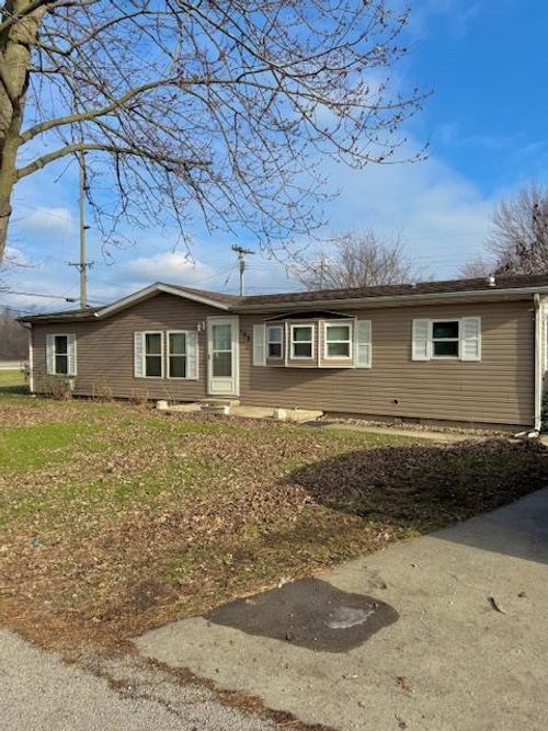 102 Beech Ave, Celina, OH, 45822-2804 | Card Image