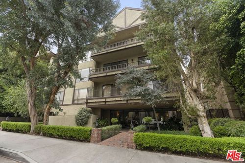 104-1210 N Kings Rd, West Hollywood, CA, 90069-2853 | Card Image