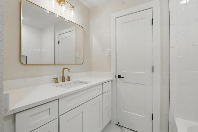 7716 La Risa Dr, House other with 4 bedrooms, 4 bathrooms and null parking in Dallas TX | Image 27