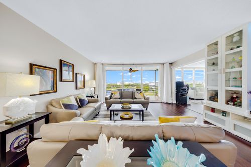 901-3051 N Course Dr, Pompano Beach, FL, 33069-6200 | Card Image