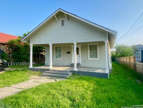 330 Princeton Ave, San Antonio, TX, 78201-6320 | Card Image