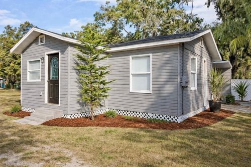 1104 E Alsobrook St, Plant City, FL, 33563-6628 | Card Image