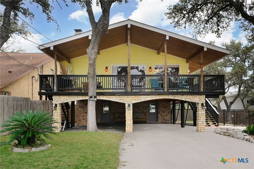 1087 Driftwind Dr, Canyon Lake, TX, 78133-4014 | Card Image