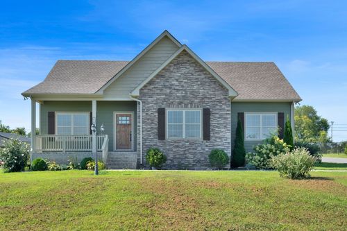 210 Hollow Tree Cir, Castalian Springs, TN, 37031-2039 | Card Image
