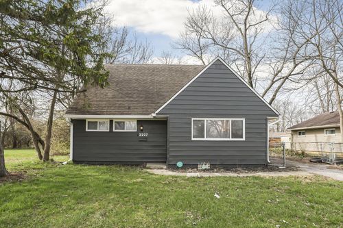2227 Marcia Dr, Columbus, OH, 43211-1945 | Card Image