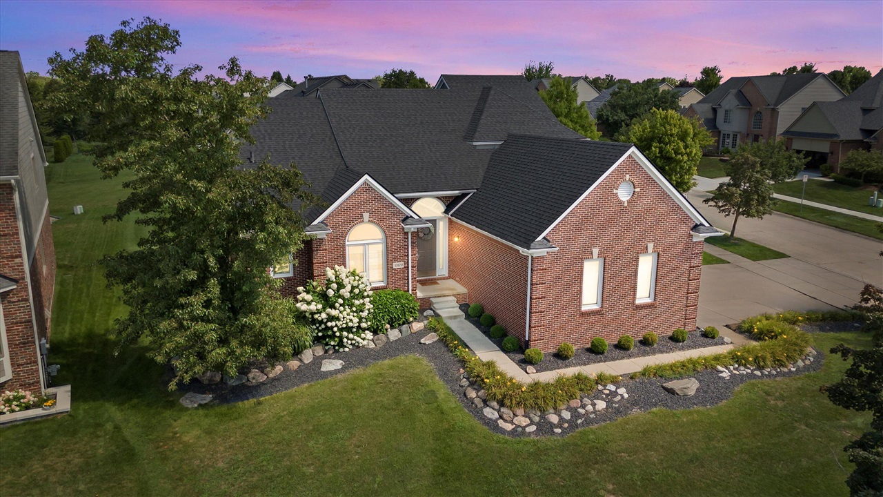 Karl Dr, Plymouth, MI 48170