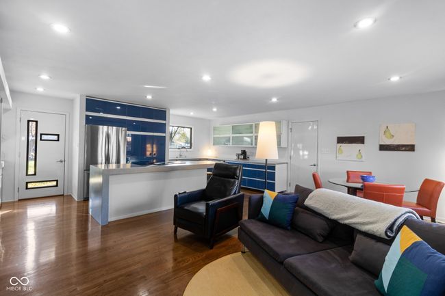 10327 Orchard Park Dr W, House other with 3 bedrooms, 2 bathrooms and null parking in Carmel IN | Image 9