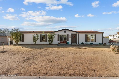 266 Gompers Cir, Morristown, AZ, 85342-8802 | Card Image