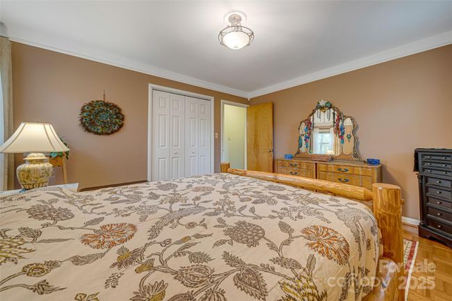 23 Zephyr Dr, House other with 4 bedrooms, 2 bathrooms and null parking in Asheville NC | Image 16