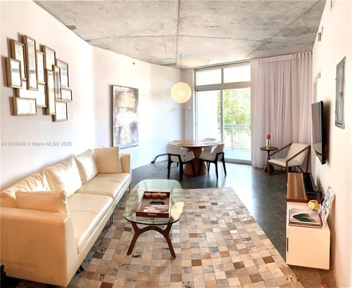 apt-330-2001 Meridian Ave, Miami Beach, FL, 33139-1536 | Card Image